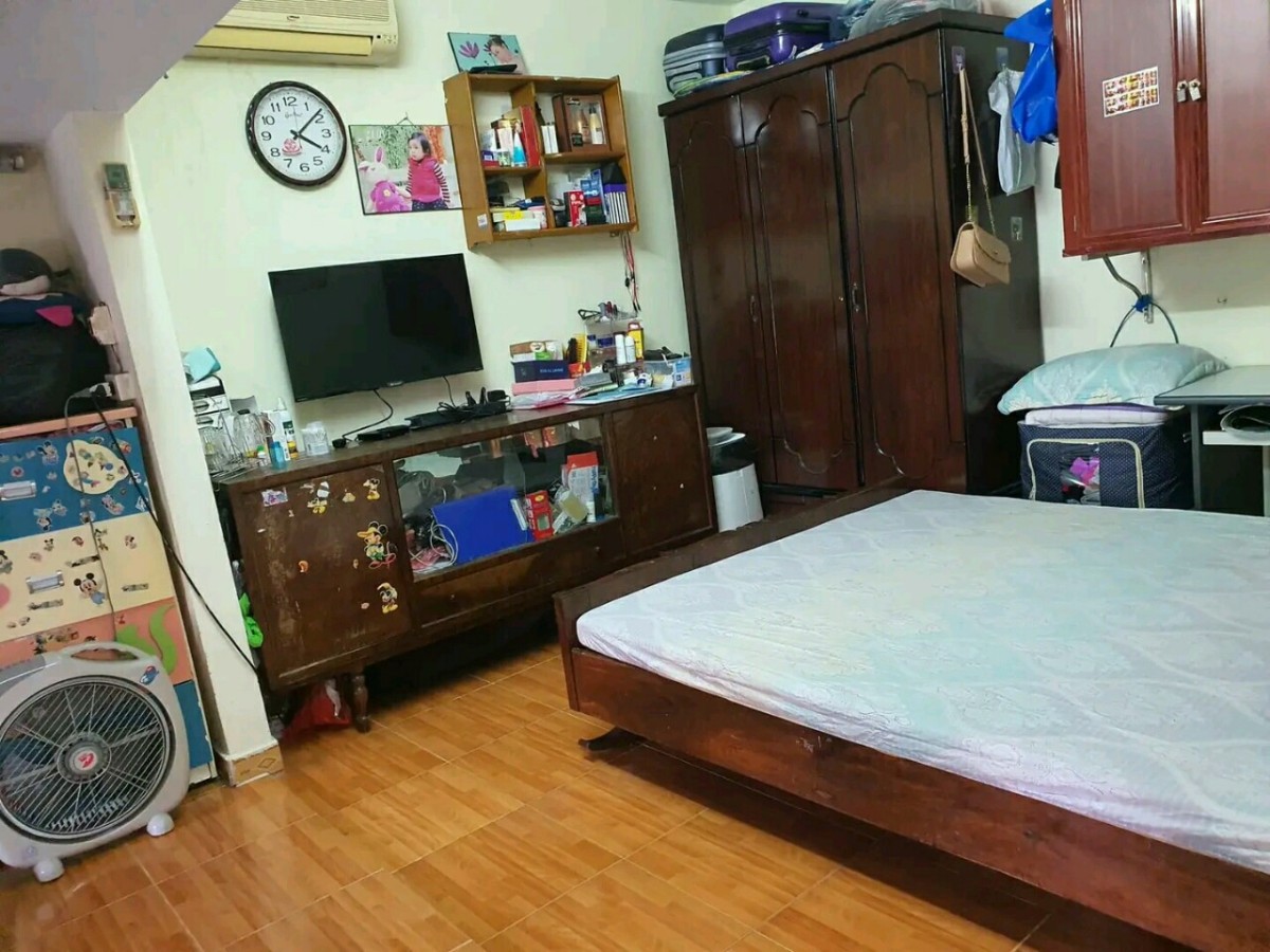 Siêu phẩm nhà phố Hoàng Quốc Việt giá chỉ 1,811 tỷ đồng, LH 0982196056