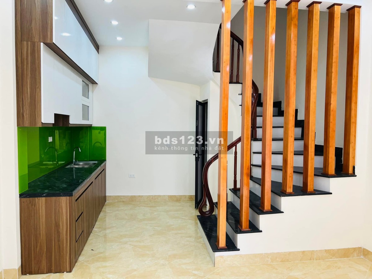 Nhà hiếm Lê Trọng Tấn giá 4.8 tỷ Ô tô đỗ 5 tầng mặt tiền 4m