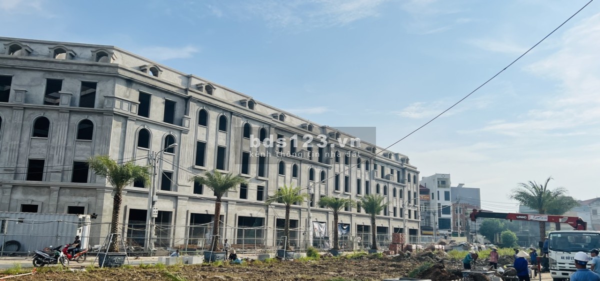 Duy nhất 1 căn shophouse mặt đường 40m dự án Sơn Đồng Center, chỉ 78tr/m2 đất sau chiết khấu