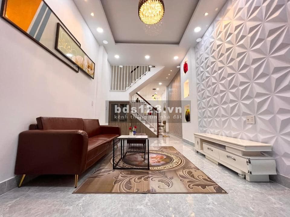 Nhà hiếm 1 lầu DT 80m² (2 PN) giá 720 triệu/SHR full NT, chợ Nhị Xuân 0395171772