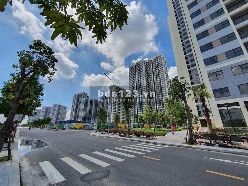 Kẹt vốn hậu Covid bán căn 3PN 81m2 view hồ bơi công viên giá 3 tỷ LH 0767282186