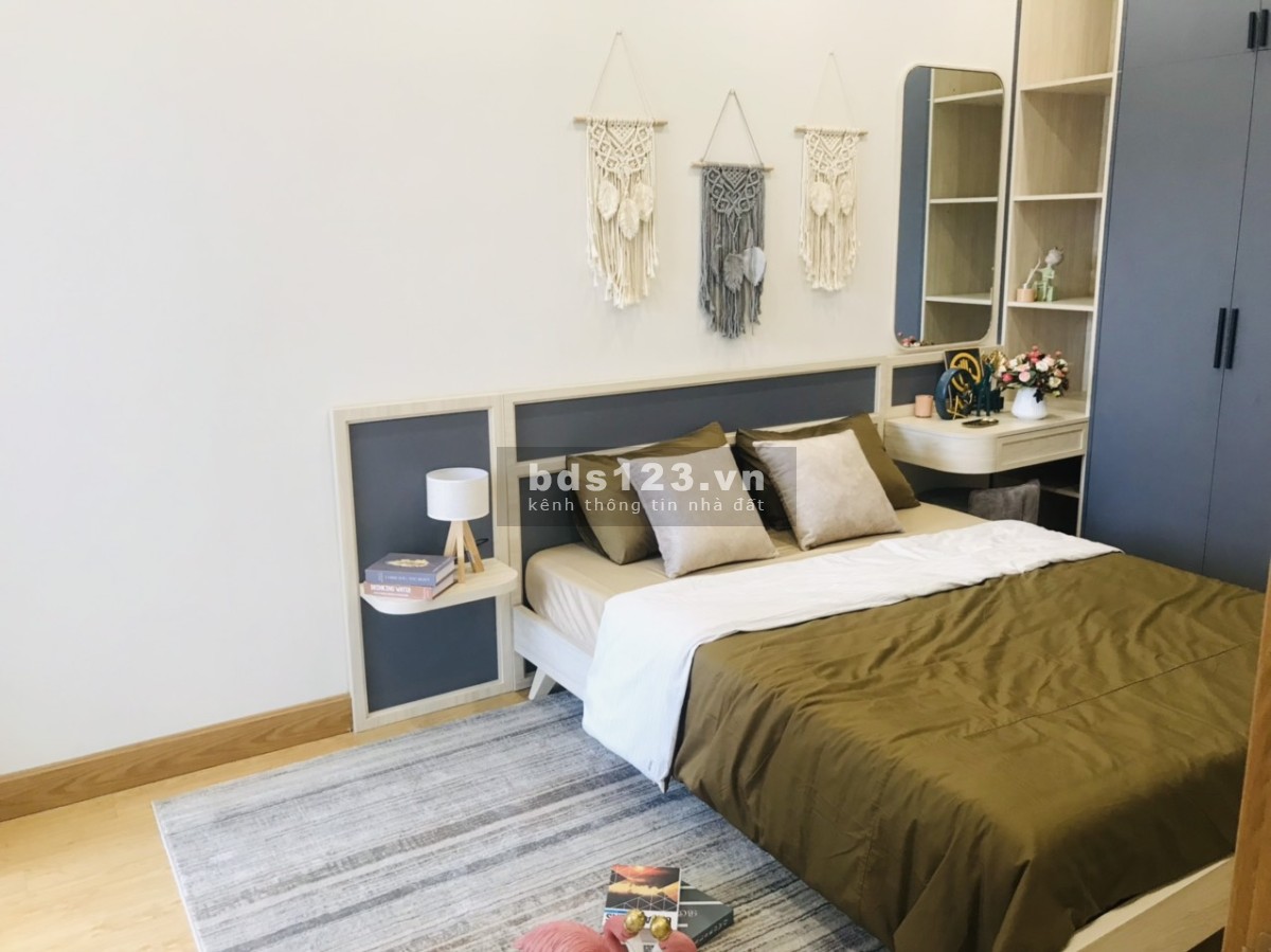 250 Triệu trong tay mua ngay NHÀ ĐẸP, sổ riêng, kế CHỢ LỚN, đường 6 làn xe cực lớn