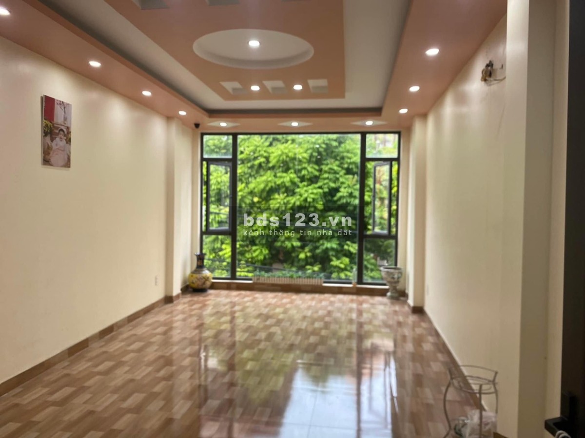 Nhà mặt phố Lâm Tường 62m2 đường 12m kinh doanh buôn bán hợp lý -Lh 0768312333