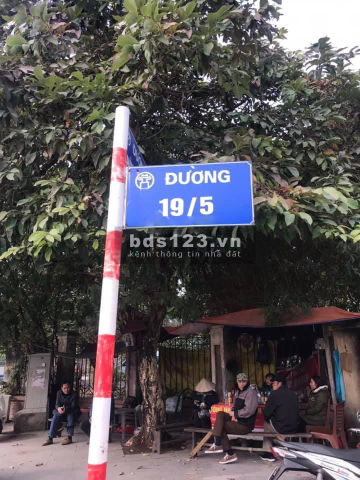 Bán Nhà Lô Góc Đường 19/5 Văn Quán, Cách đường Ô tô tránh 15m giá 4,2 tỷ đồng