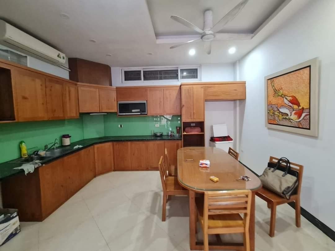 Bán nhà mặt ngõ ô tô vào nhà kinh doanh nhà dân xây khu an ninh, 3 bước ra mặt phố