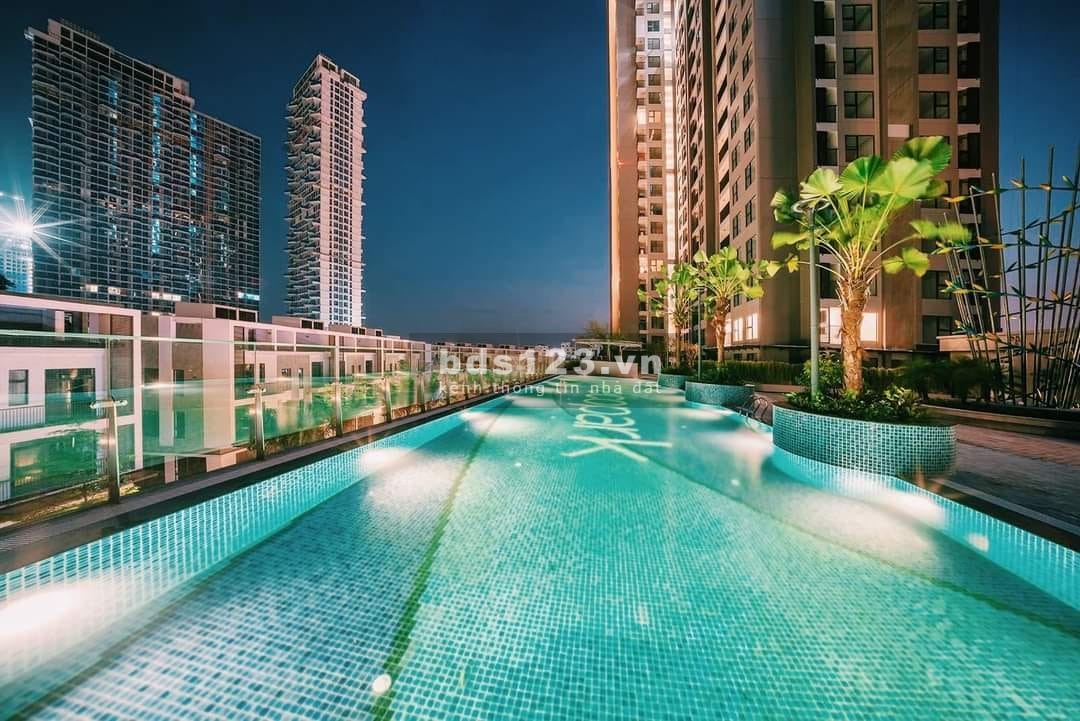 Bán căn hộ 2PN + 1 2WC tòa S1 view Sông Hồng, giá bán: 2,37 tỷ bao phí. Mời liên hệ: 0867966695