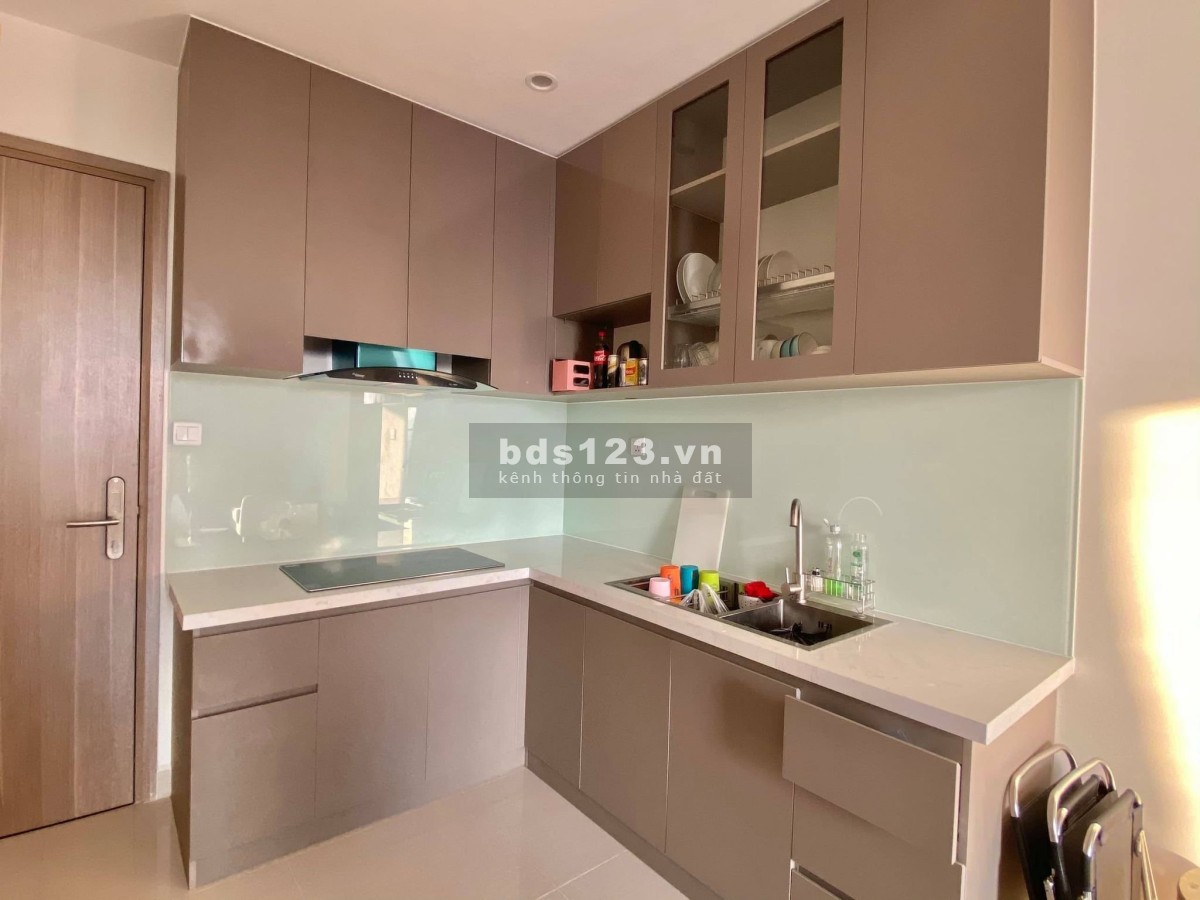 Bán nhanh Căn hộ Vinhomes 2pn 1wc full nội thất 2,230 tỷ tốt nhất thị trường lh 0976911146