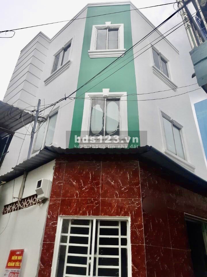 Bán nhà 2 mặt tiền trung tâm Quận Bình Thạnh, khu dân cư, giá chỉ 3.2 tỷ