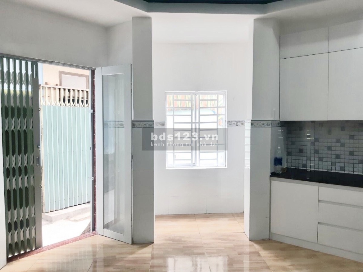 Bán nhà 2 mặt tiền trung tâm Quận Bình Thạnh, khu dân cư, giá chỉ 3.2 tỷ