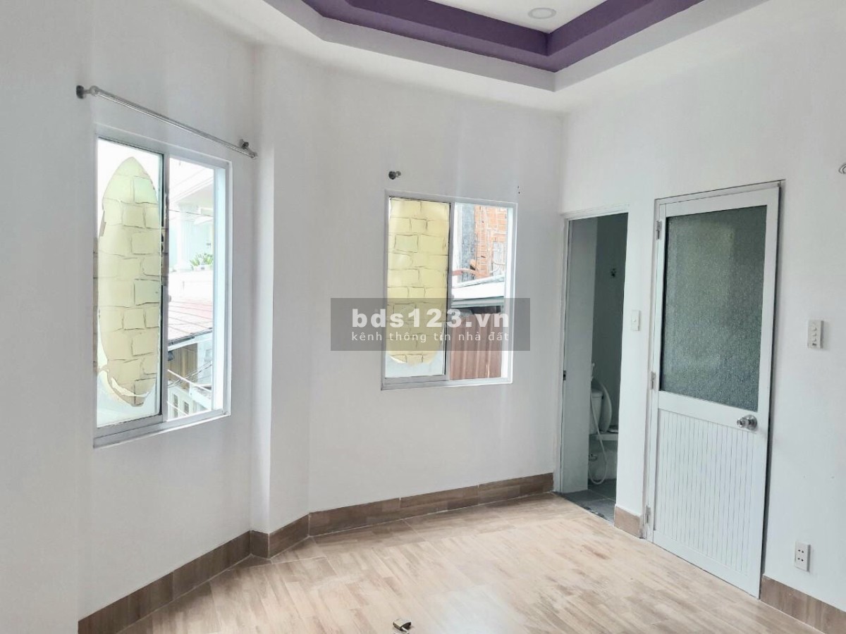 Bán nhà 2 mặt tiền trung tâm Quận Bình Thạnh, khu dân cư, giá chỉ 3.2 tỷ