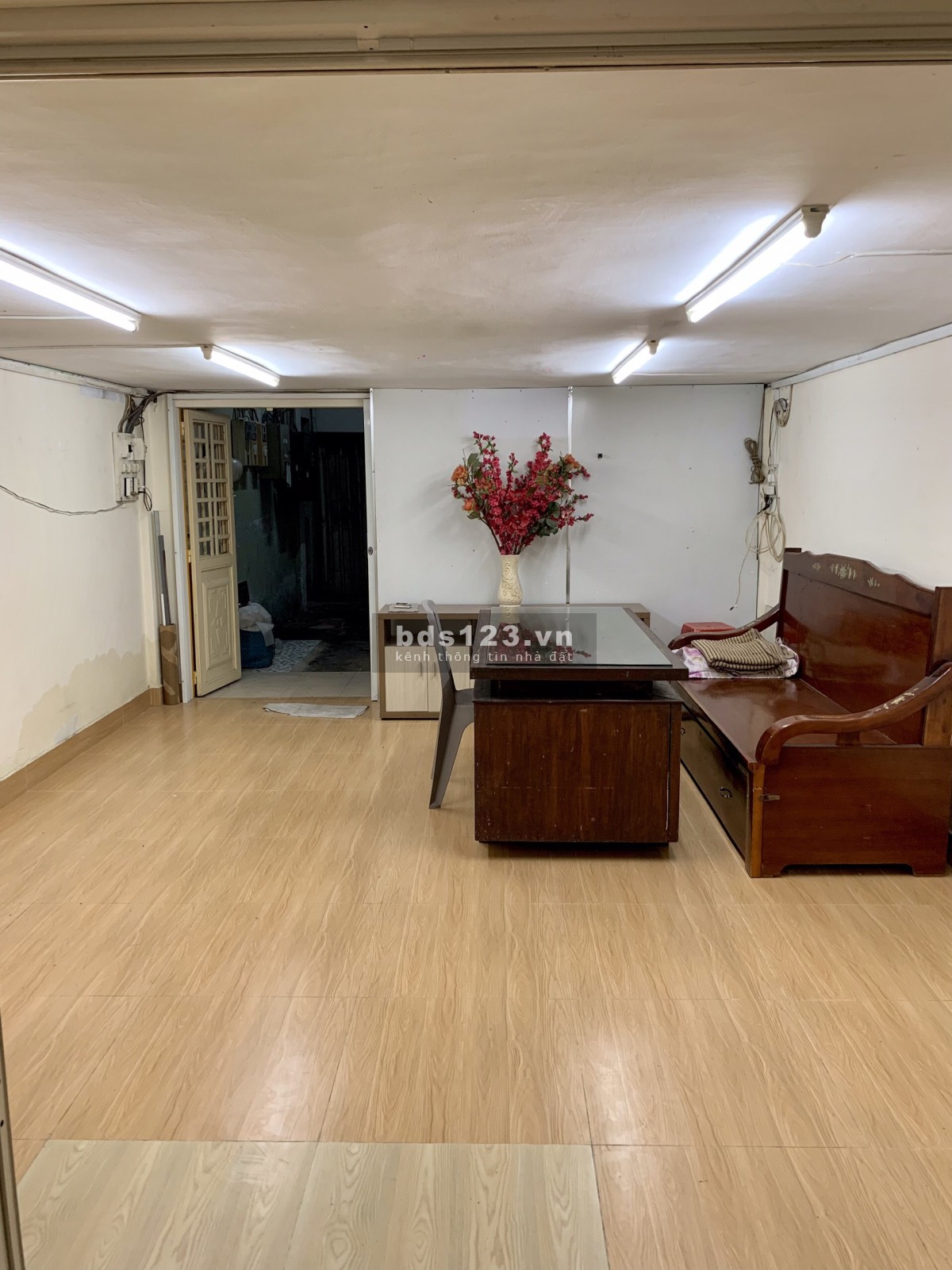 Cho thuê nhà NC 1 trệt 1 lửng hẻm 526 Lê Hồng Phong Quận 10 lh 0908299202