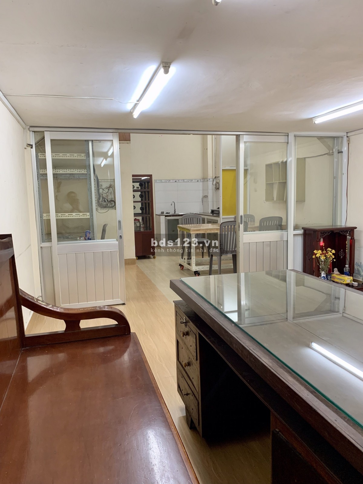 Cho thuê nhà NC 1 trệt 1 lửng hẻm 526 Lê Hồng Phong Quận 10 lh 0908299202