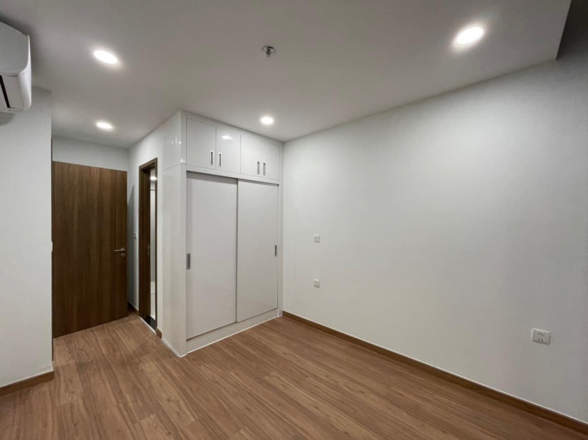 Chính chủ cần bán căn hộ Eco Green Saigon quận 7, diện tích 66m2, 2PN, 2WC