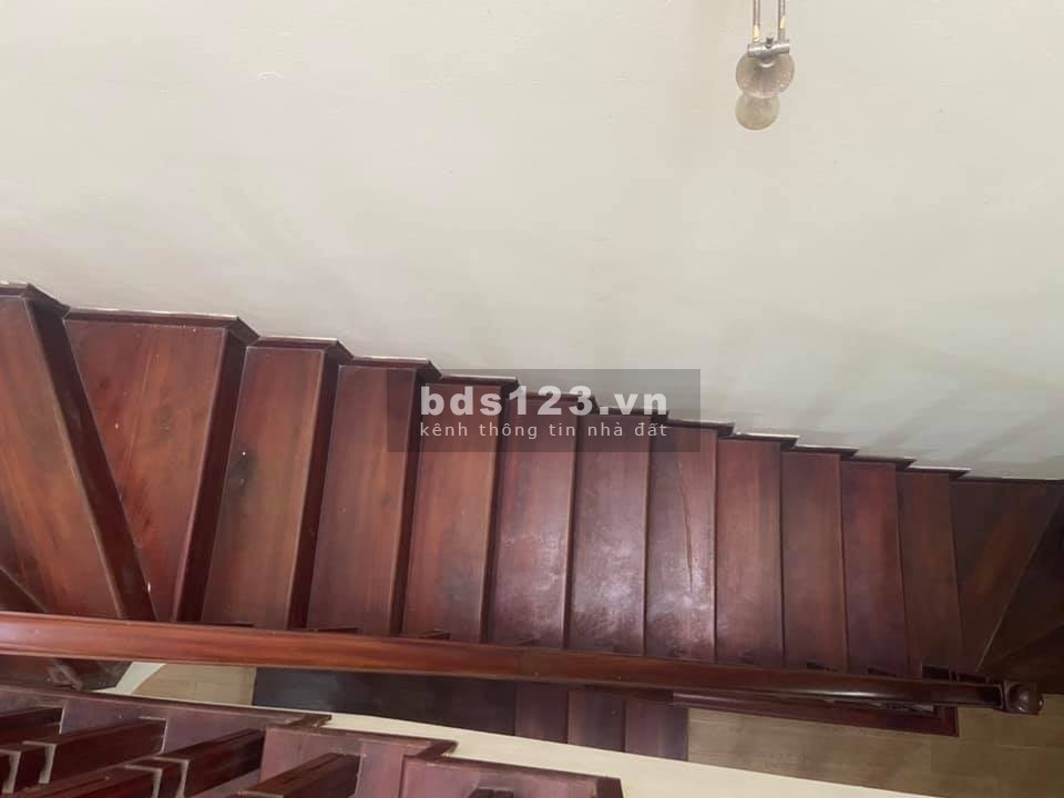 Nhà hiếm Nguyễn Văn Linh chủ xây còn mới 90% DT 46m², mặt tiền 3,2m, giá chỉ 2,55 tỷ