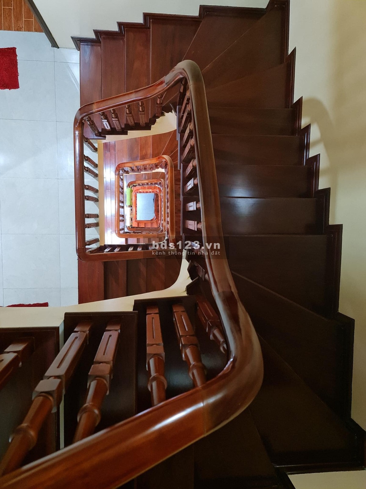 Phân Lô, Trung Kính, Cầu Giấy giá bán chỉ 17 tỷ, ÔTÔ vào nhà, Lô Góc.