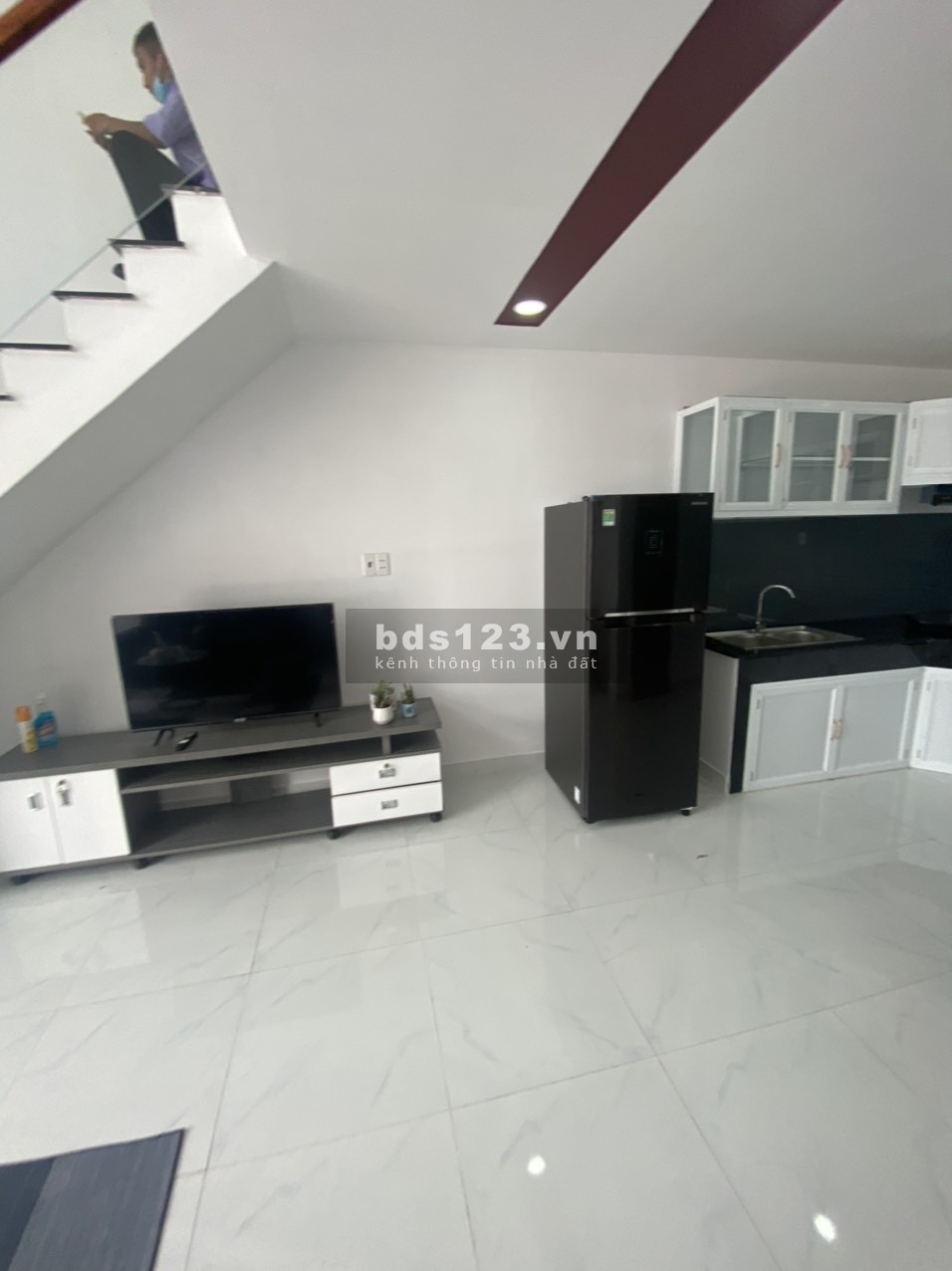 Nhà nguyên căn mặt tiền diện tích 40m2, giá RẺ do câ thanh toán gấp.
