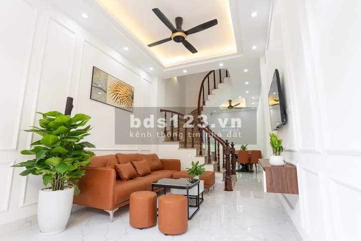 Bán nhà Minh Khai Quận Hai Bà Trưng 36m x 5 tầng, MT 3.2m, giá 4.39 tỷ