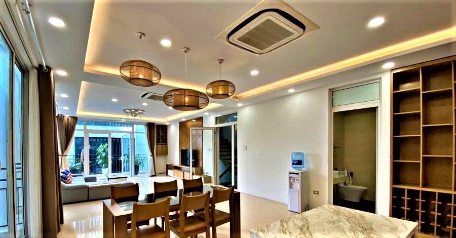 Biệt thự lô góc, gara, bể bơi, Quảng An Tây Hồ, dt 195m mặt tiền 10m