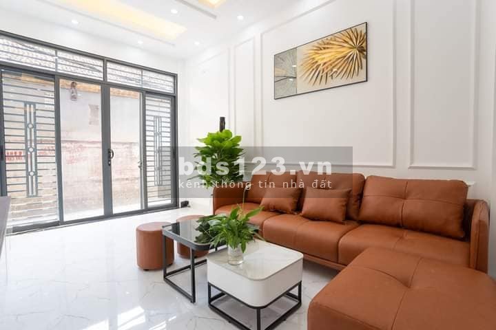 Bán nhà Minh Khai Quận Hai Bà Trưng 36m x 5 tầng, MT 3.2m, giá 4.39 tỷ