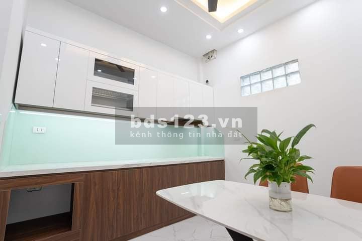 Bán nhà Minh Khai Quận Hai Bà Trưng 36m x 5 tầng, MT 3.2m, giá 4.39 tỷ