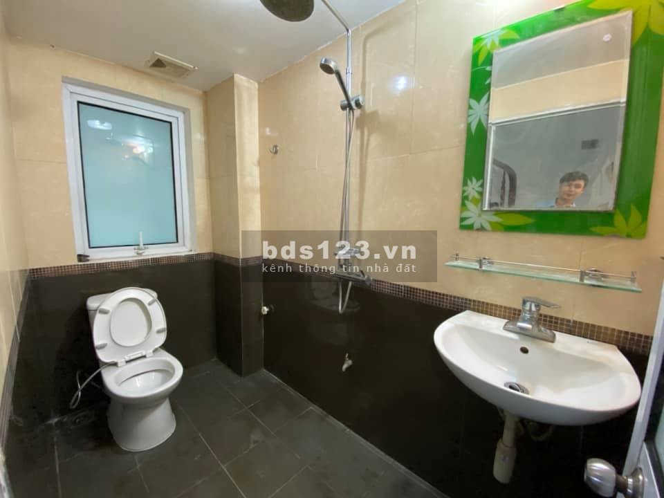 Nhà hiếm Nguyễn Văn Linh chủ xây còn mới 90% DT 46m², mặt tiền 3,2m, giá chỉ 2,55 tỷ