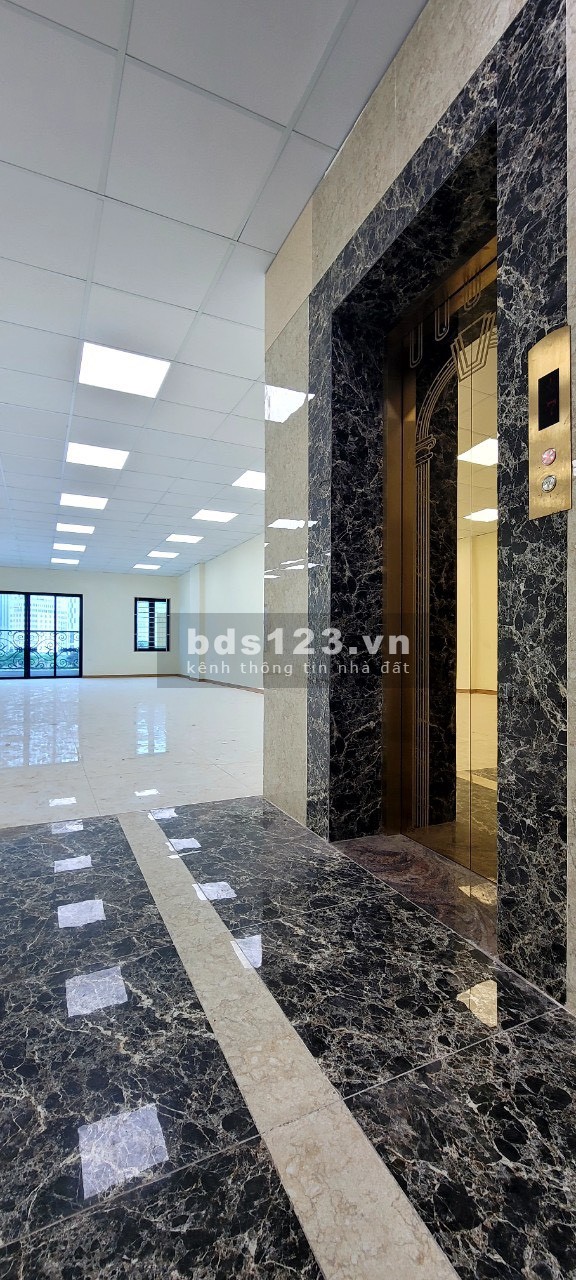 Cho thuê nhà mặt đường Trần Thái Tông Cầu Giấy, làm văn…