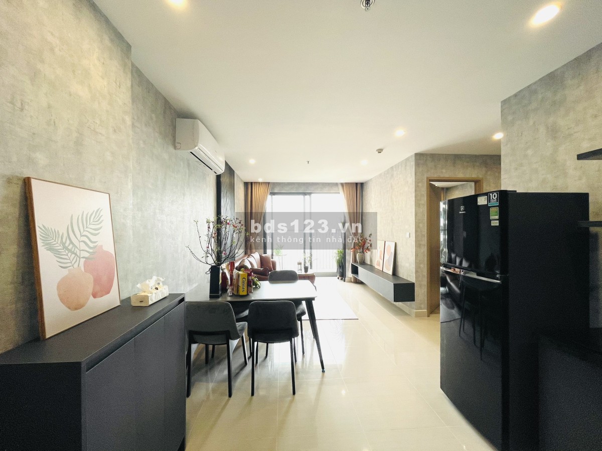 Bán căn góc 3 pn, 2 wc 80M2 Vinhomes Ocean Park giá 2,35 TỶ TẦNG TRUNG view Bể bơi 4 mùa Olympic