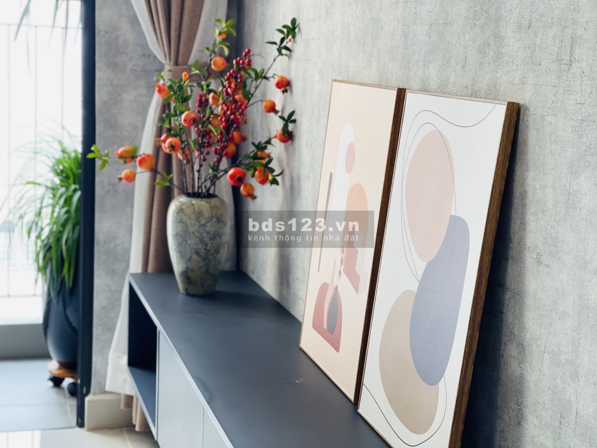 Bán căn góc 3 pn, 2 wc 80M2 Vinhomes Ocean Park giá 2,35 TỶ TẦNG TRUNG view Bể bơi 4 mùa Olympic