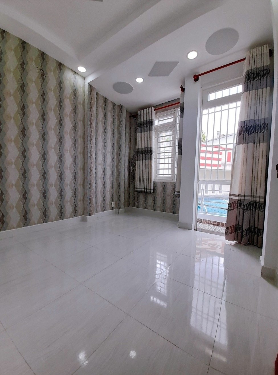 Bán nhà MỚI HXH Trường Chinh Tân Bình khu Bàu Cát 120m2 nhỉnh 6 tỷ