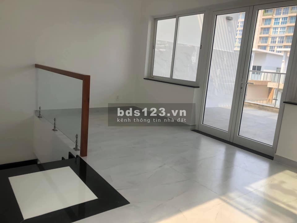 Cần cho thuê shophouse Saritown Sala giá 130tr DTSD 350m2 thích hợp làm văn phòng, Showroom, quận 2