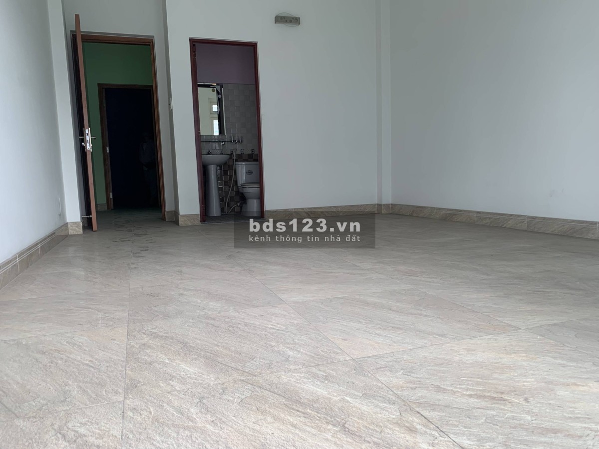 Nhà Hẻm Xe Hơi, 4 Tầng, 5 Phòng Ngủ, An Dương Vương Quận 8 Giá 7.5 Tỷ