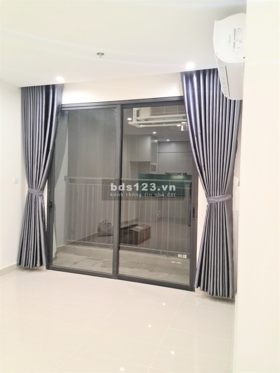 Căn 09, tầng cao, S2.05 khu Rainbow, 47m2, 1 pn +1