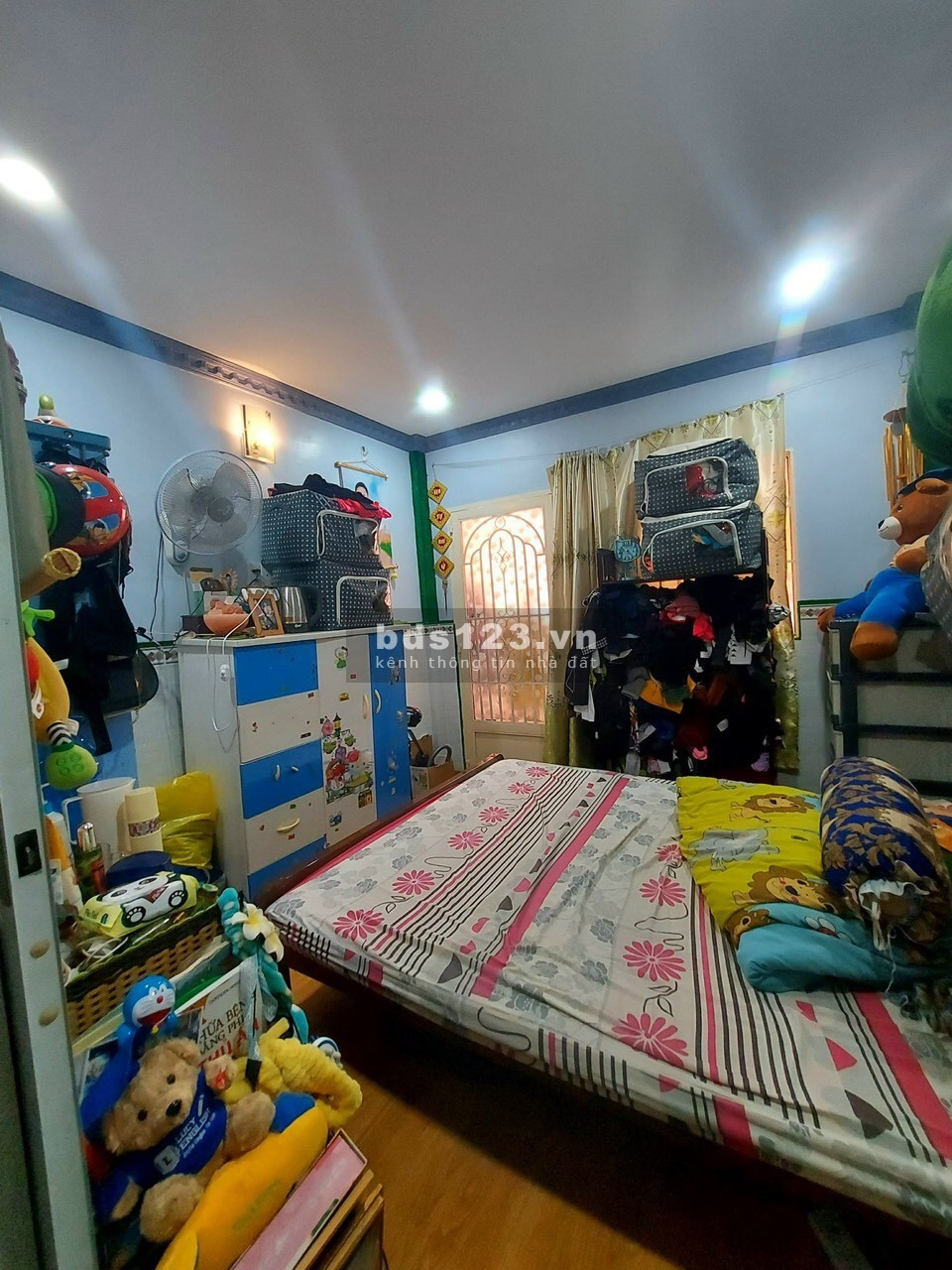 Bán nhà chính chủ tại Quận 7 diện tích 25m² với giá 980 triệu