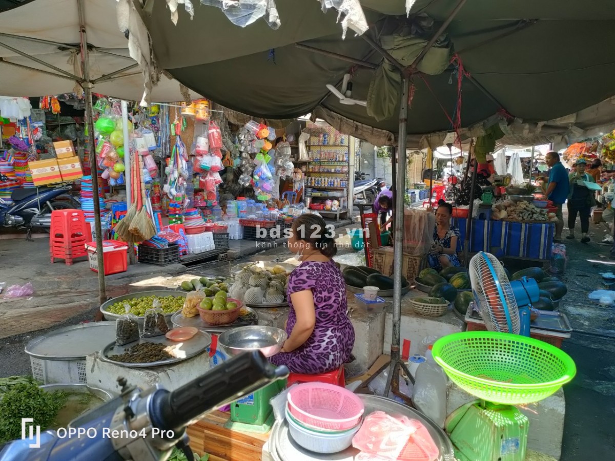 Cho thuê mặt bằng chợ Hiệp Tân Quận Tân Phú, liên hệ 0564896625