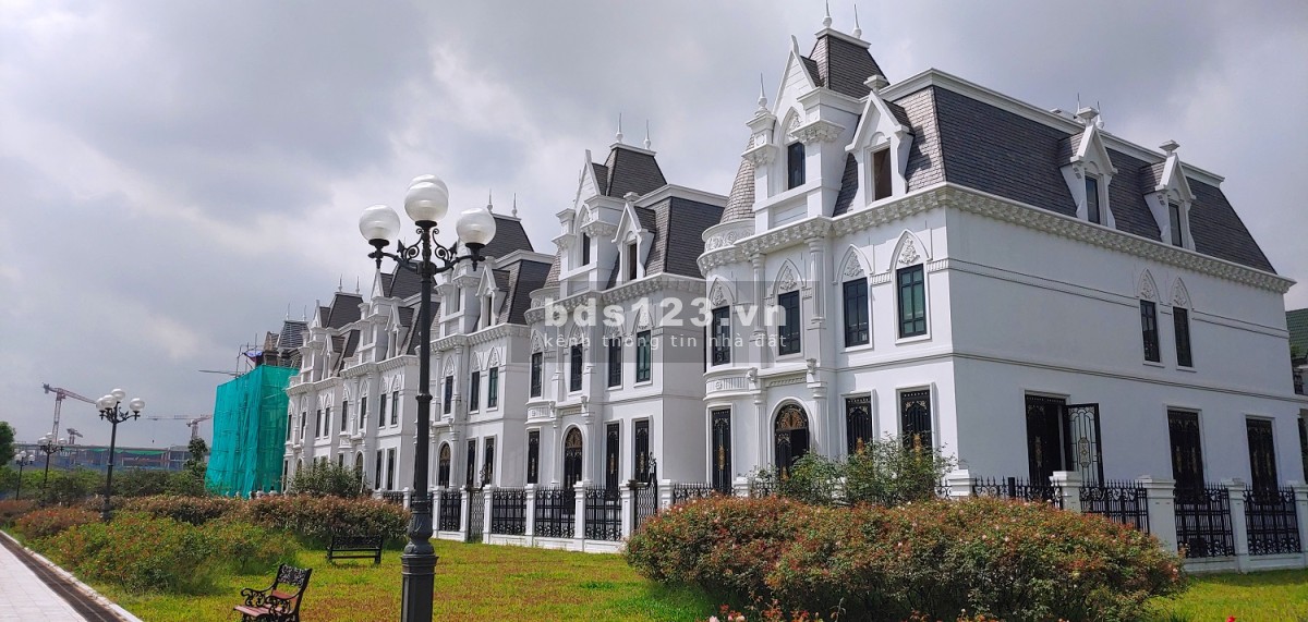 Biệt thự kiến trúc Châu Âu đẹp nhát khu đô thị Ciputra ck 17% lãi suất 0%/12 tháng, nhận sổ ngay