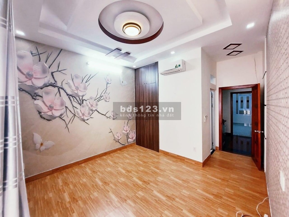 Bán nhà rẻ đẹp Cống Lỡ phường 15, Tân Bình, giá tốt, pháp lý chuẩn