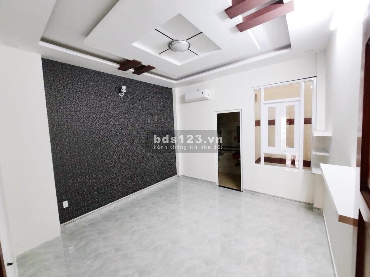 Bán nhà rẻ đẹp Cống Lỡ phường 15, Tân Bình, giá tốt, pháp lý chuẩn
