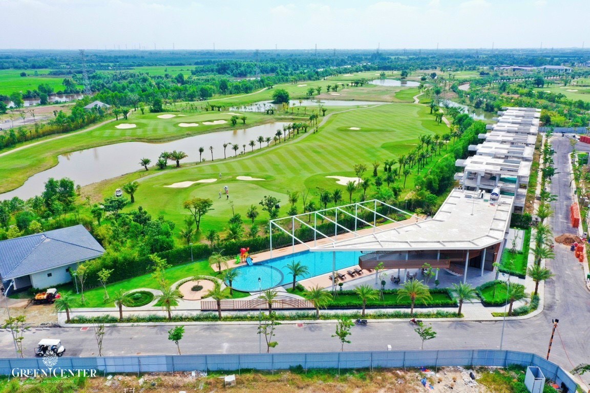 Bán Biệt thự sân Golf Long An, cạnh Vinhomes 900ha diện tích 84m2 giá 3ty7