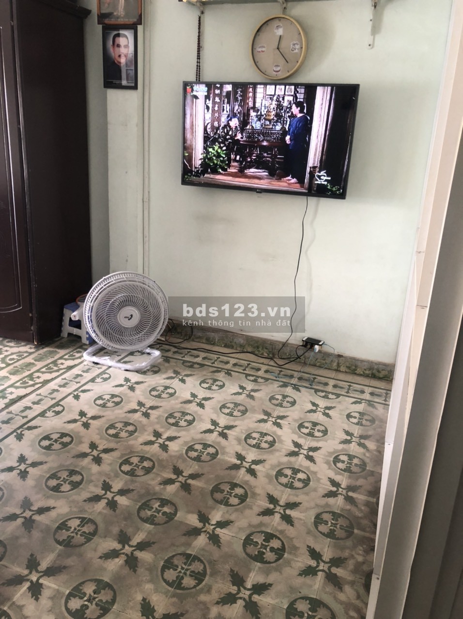 Cần bán nhà tập thể 40 Nguyễn Trọng Tuyển (tầng 2) P15 Phú Nhuận