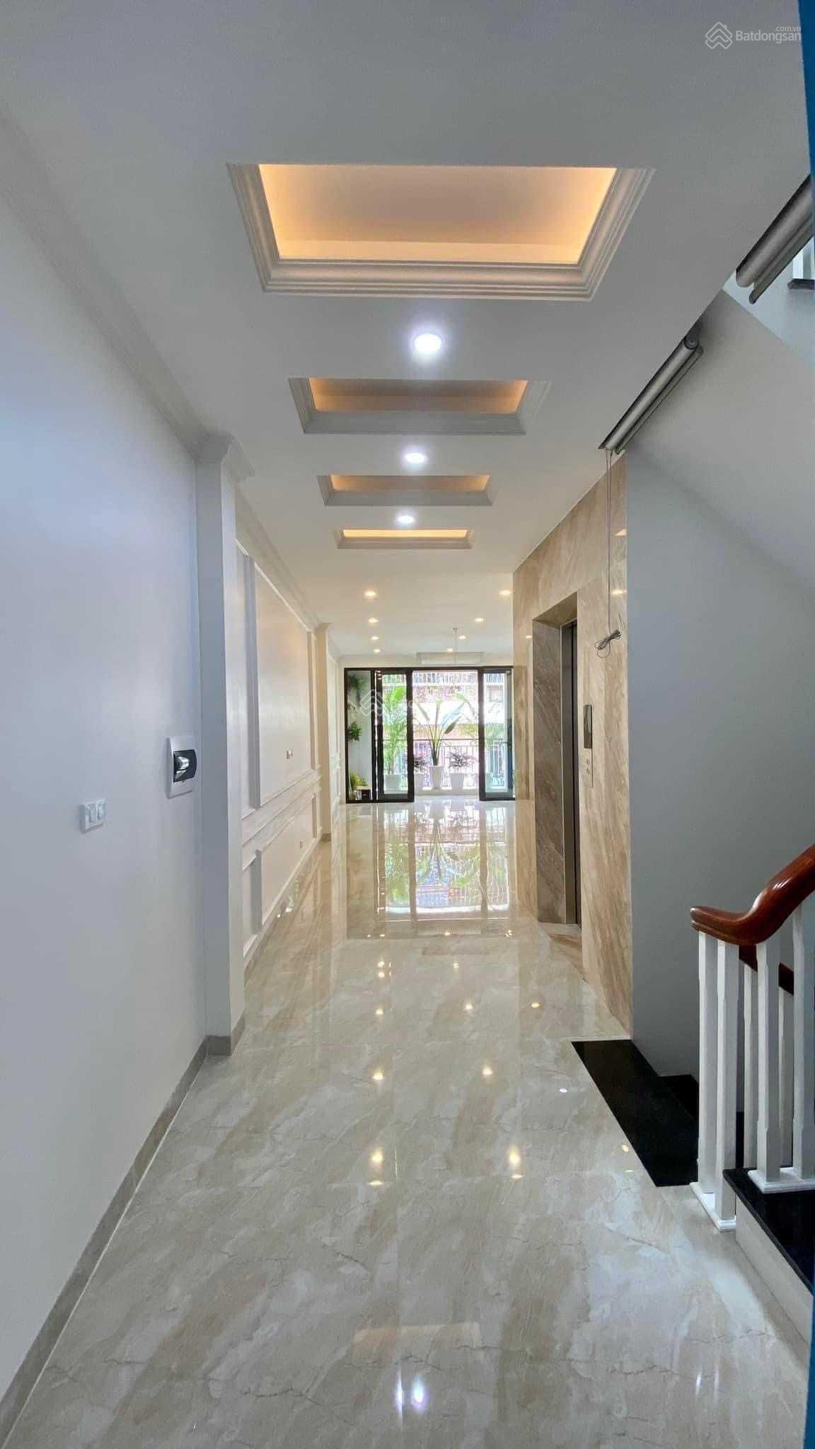 Bán nhà mới xây phố Trần Quang Diệu, 2 mặt ngõ ô tô, xây cực đẹp DT 55m² x 4 tầng, giá 11 tỷ đồng