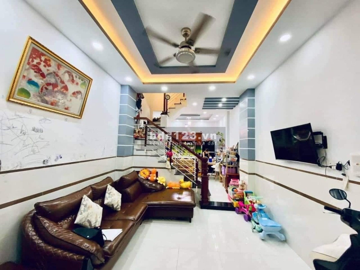 Bán nhà mới ở liền Thích Quảng Đức, Phường 5 Phú Nhuận giá hơn 6 tỷ