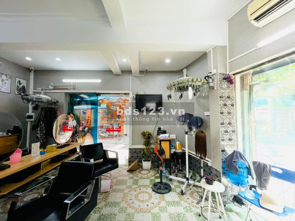 Nhà cực hiếm lô góc kinh doanh 2 ô tô tránh, dt 40m2 3 tầng, giá 7.5 tỷ, lh 0967592566