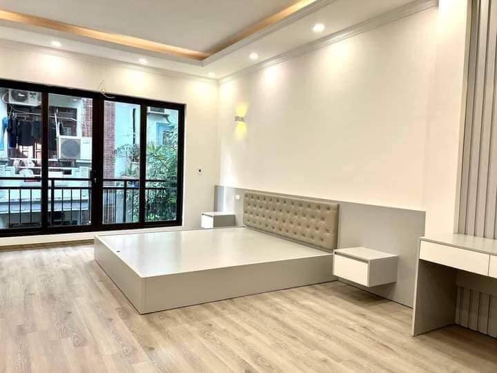 B.án nhà mặt phố Chùa Bộc Đống Đa Lô góc 2 thoáng, vỉa hè, kinh doanh 40m 5T hơn 29 tỷ