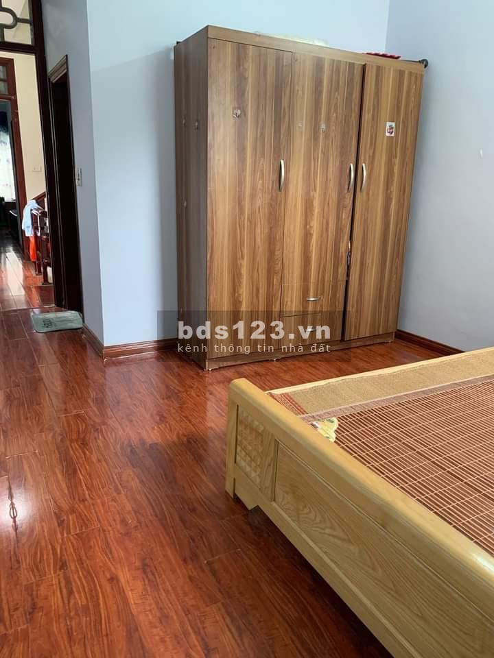 Bán nhà Lĩnh Nam, Hoàng Mai diện tích 58m2 4 tầng, MT 3.7m, giá 7.85 tỷ