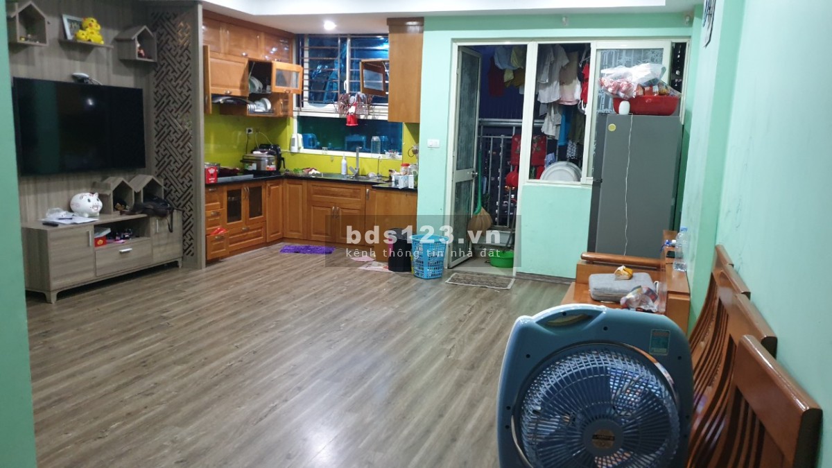 Cần bán gấp căn hộ Ecohome 2, Diện tích: 69.6m, full đồ. Giá: 1.7 tỷ.