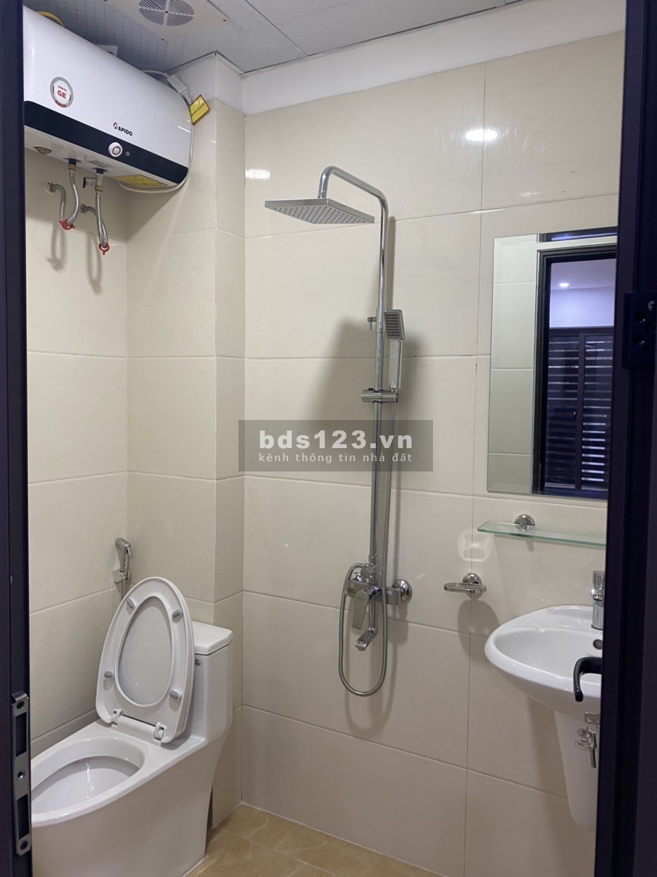 Chính chủ cho thuê chung cư mini đầy đủ đồ, ngõ 16 nhà số 7 Nguyễn Khánh Toàn