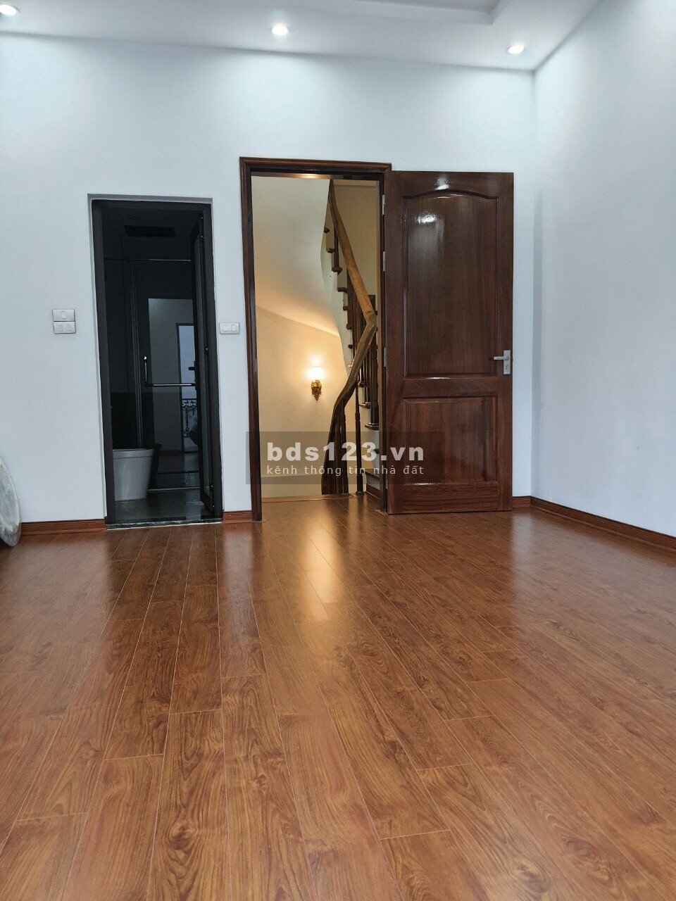 Cho thuê nhà riêng mới xây đẹp tiện nghi đầy đủ phù hợp hộ gia đình