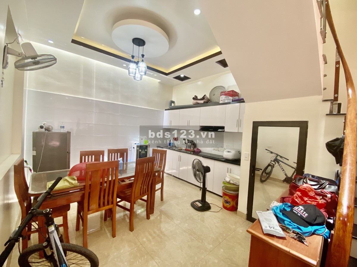 Nhà 3 tầng siêu mới Phố Trung Hành chỉ 2 tỏi giá tốt đầu tư sinh lời cao