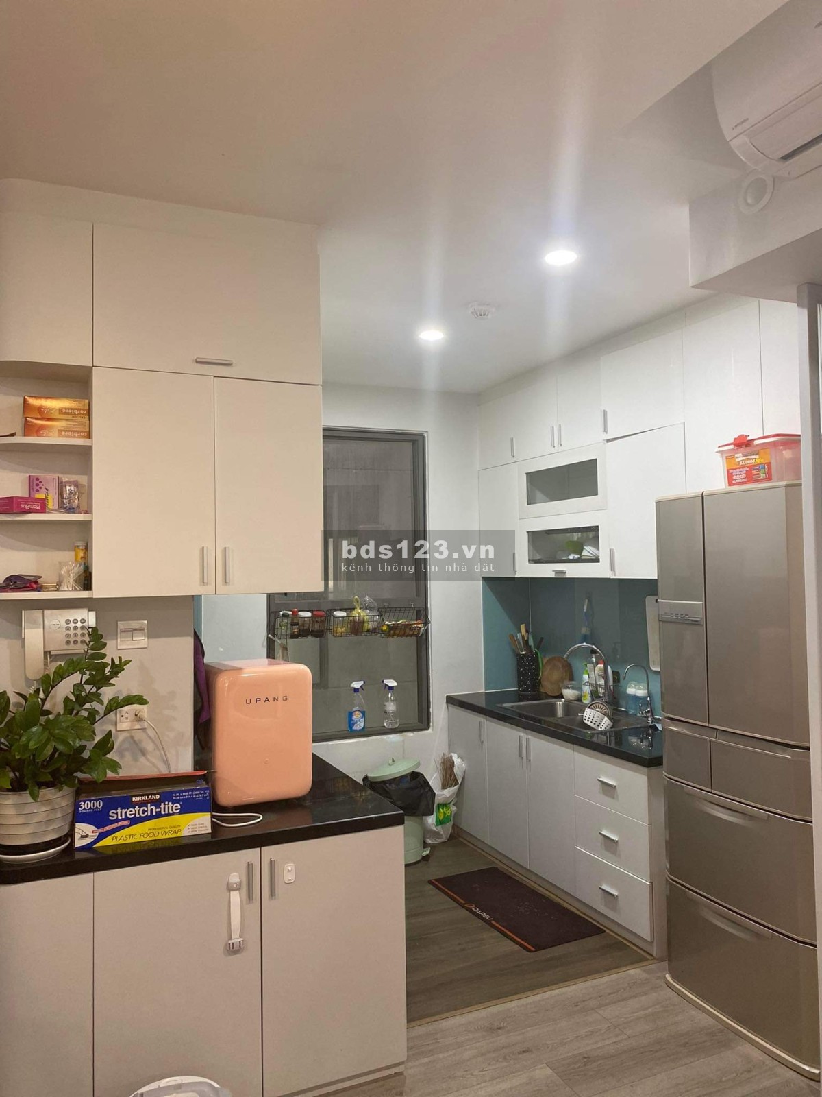 Bán gấp 3PN full nt chỉ 5,8 tỷ tại The Sun Avenue tầng cao, view thoáng