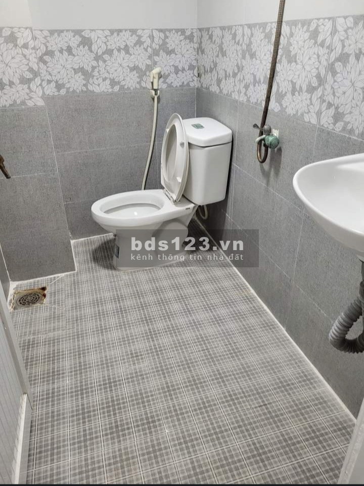 Bán nhà siêu hiếm Quận Tân Bình, nở hậu, dt 75m2, giá 4.5 tỷ, hẻm lớn